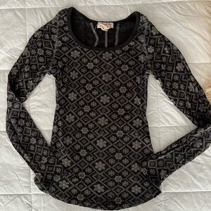 OP Black and Gray Geometric Long Sleeve Top